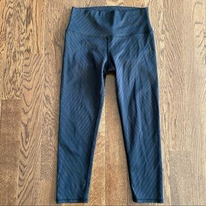 Alo Yoga High Rise Crops